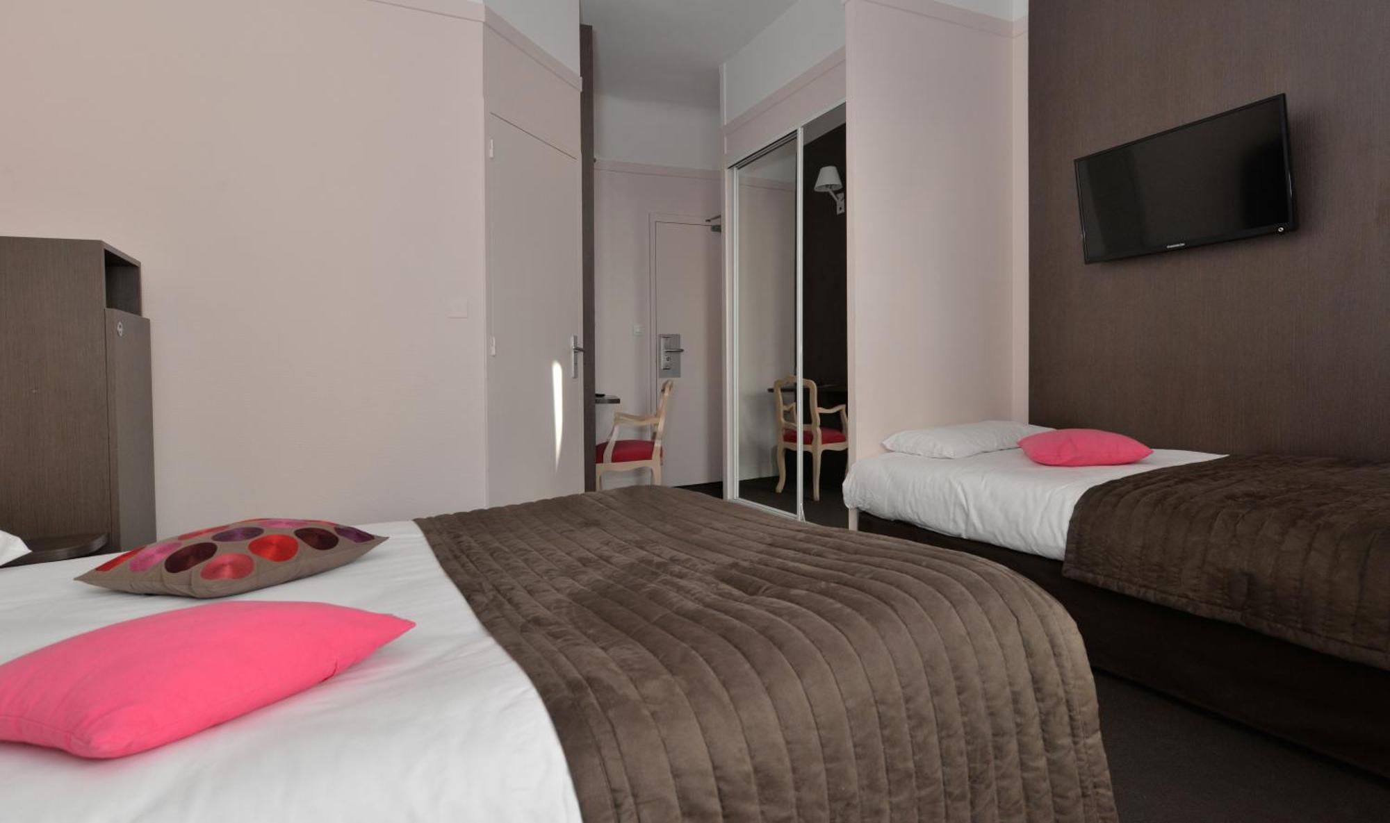 Hotel Des Bains Granville Room photo